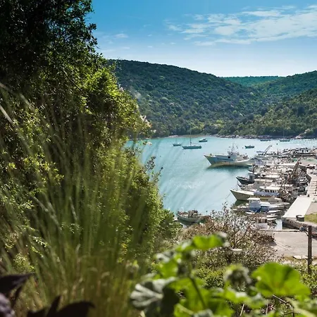 Duboko Plavo 2 Apartmán Krnica